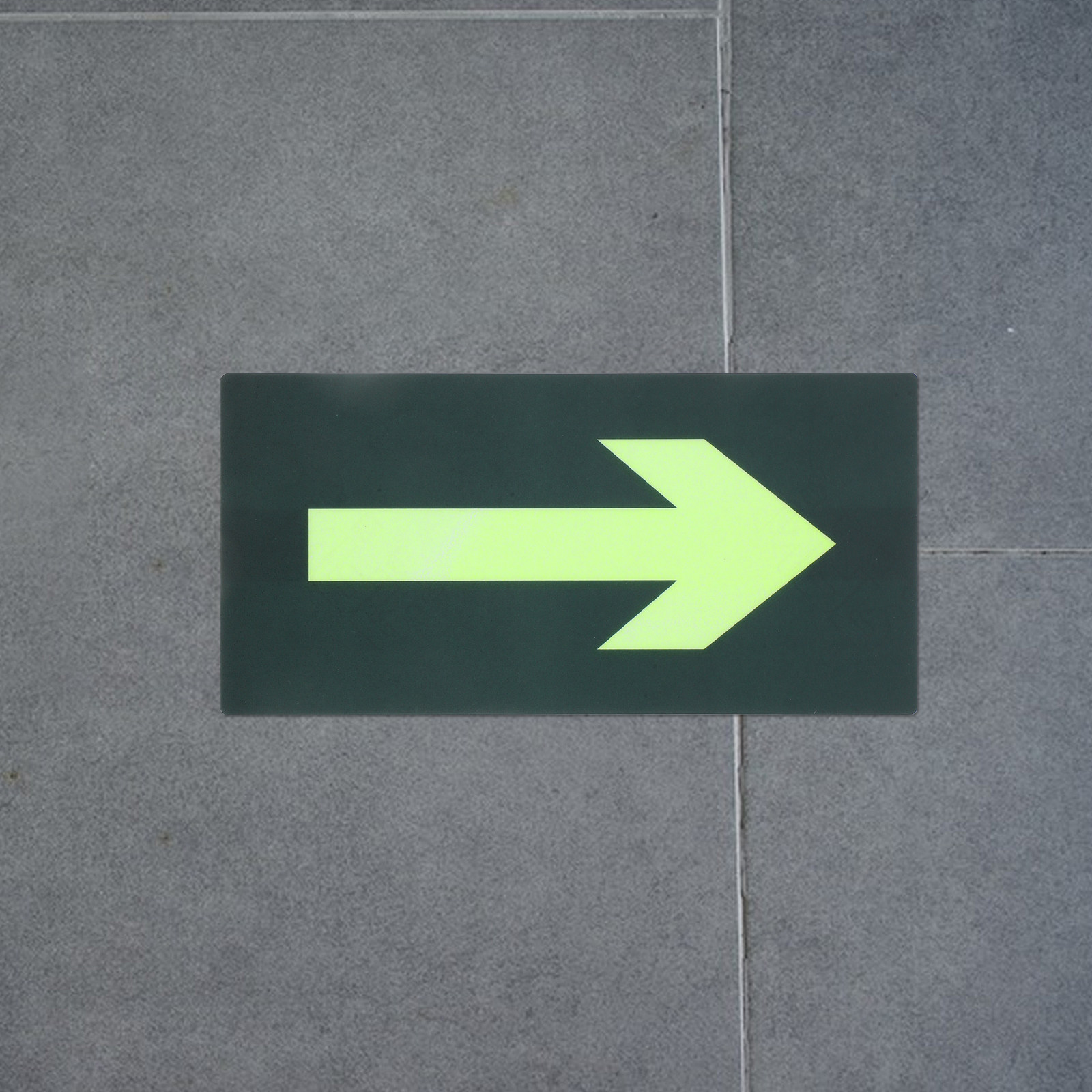 8 Pezzi Adesivi Direzionali pe - Emergency Exit Sign recensione e prezzo